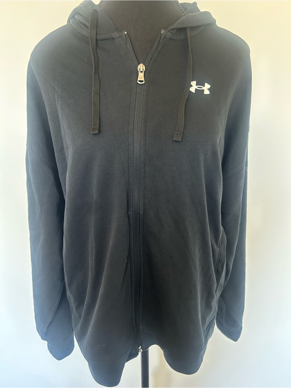 NWT Under Armour Oversized  Women’s Black Full-Zip Hoodie